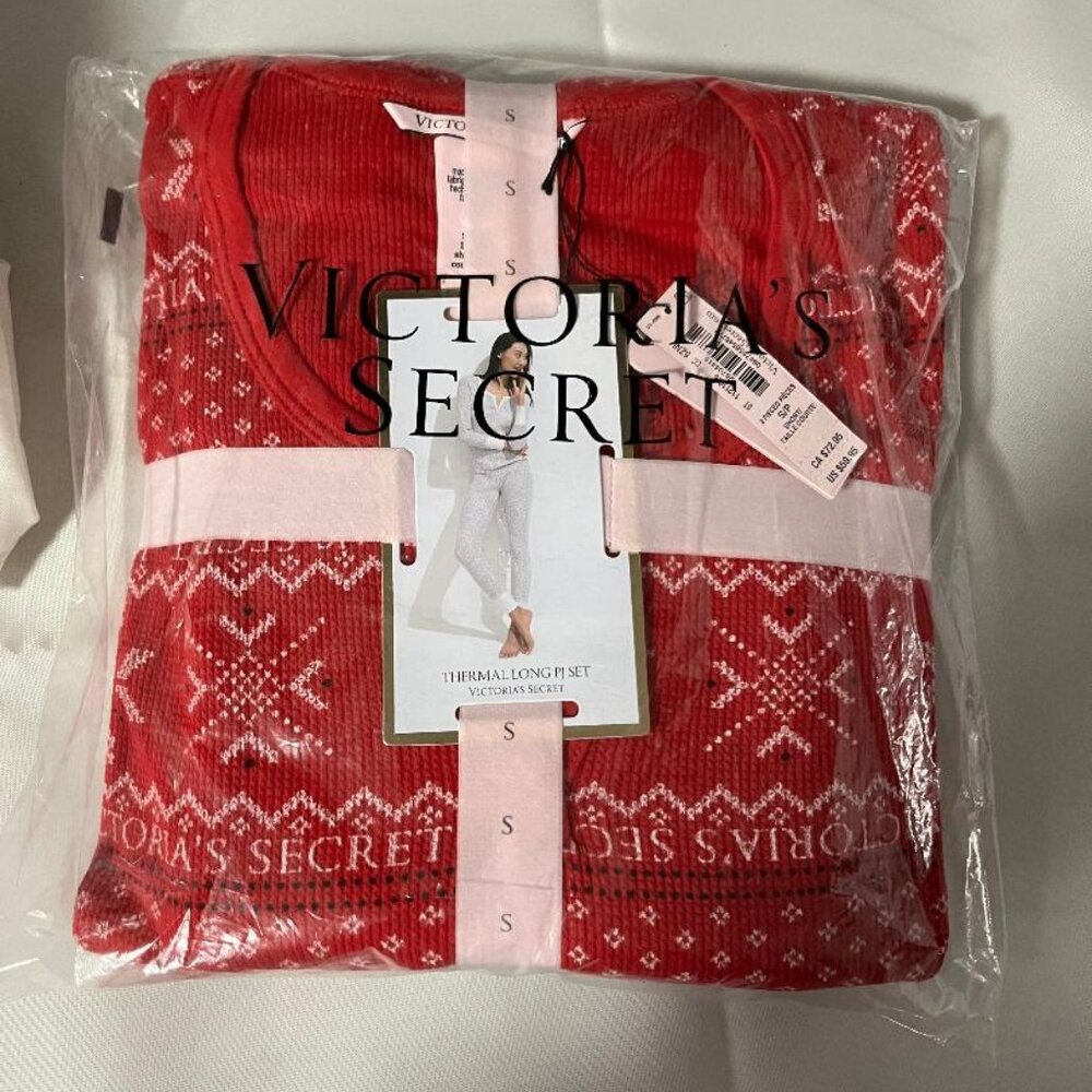 Victoria secret pj's setsee